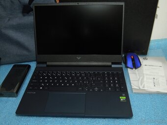 Herní HP Victus 15 IPS 6.Jádro Ryzen 5600 GTX1650 16GB 1TB - 7