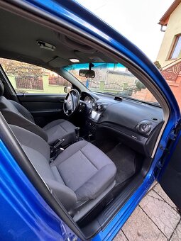 Chevrolet aveo 1.2 - 7
