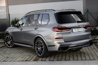 BMW X7 xDrive M60i mHEV A/T AJ NA SPLÁTKY - 7