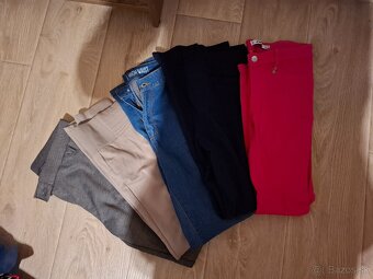 Mix dámskeho  oblečenia - 7