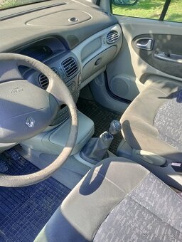 Renault Scenic 1.9DTI - 7