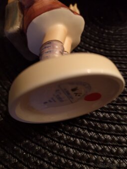 porcelánové sošky od Hummla Goebla - 7