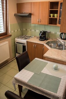 Prenajmem zariadený 3 izbový byt - 7