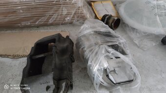 Brzdové strmene zadné Audi Q7 - 7