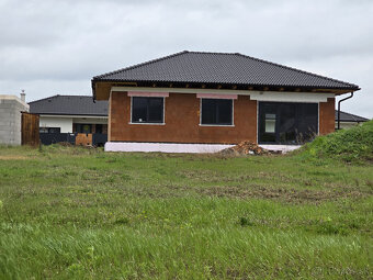 4-izbový BUNGALOV-Moravany nad Váhom DOLINKY s pozemkom 540 - 7