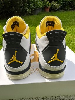 Tenisky Air Jordan 4 Retro EUR 44 - 7