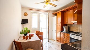 ⌂Predaj 4-izbový rodinný dom 301 m² //VRÚTOCKÁ Bratislava- R - 7