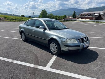 Volkswagen Passat 1.6 - 7
