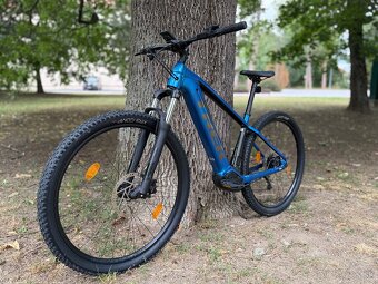 Krásny elektrobicykel TREK Powerfly — TOP stav, len 174km - 7