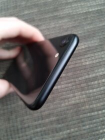 IPhone SE 2020 64GB Čierny - 7