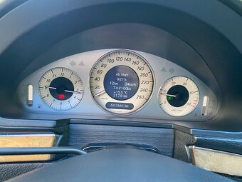 Mercedes W211 220cdi 125kw - 7