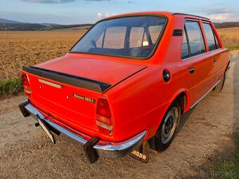 Skoda 105L - 7