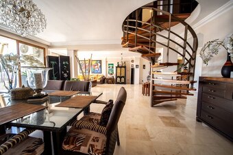 Luxusný Penthouse s Panoramatickým Výhľadom na More – Fuengi - 7