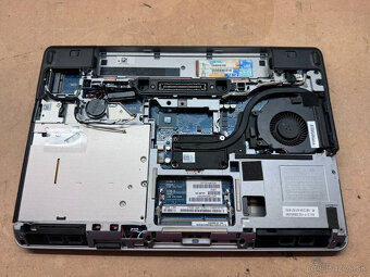 Predám pokazený notebook na náhradné diely zn.Dell e6440. - 7