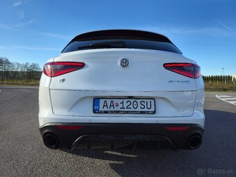 Alfa Romeo Stelvio 2.0 Q4 2022 - 7