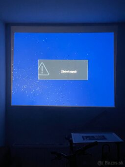 Predám projektor Benq MP612C - 7