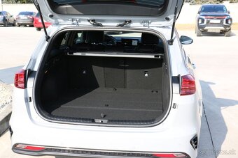 Kia Ceed SW 1.5 T-GDi Sport NEW - 7