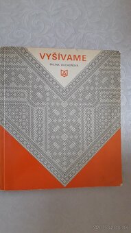 knihy o pletení, háčkovaní, šití, vyšívaní - 7