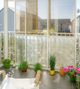 PREDAJ: 3 izbový zariadený byt, balkón, parkovanie, Rajka - 7