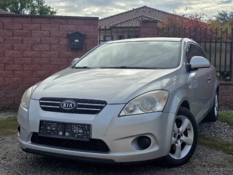 Kia ProCeed 1.4i / mod. 2009 / 130 tisíc KM - 7