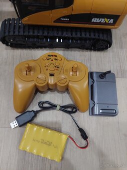 Velky bager na dialkove_REZERVOVANE - 7