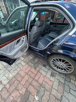 Bmw e38 730d - 7