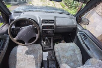 Suzuki Vitara 2.0 V6 - 7