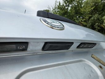 ROZPREDAM SKODA OCTAVIA 2 facelift na náhradné diely striebo - 7