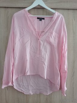 ružová sukňa, sivé rifle, čierna blúzka, čierna sukňa,košele - 7