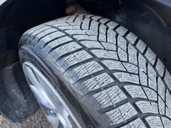 Tesla Model Y LR 4x4 Dual Motor - 7