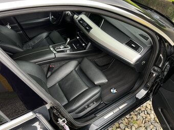BMW 5 GT - 7
