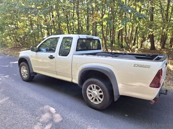 ISUZU D MAX 2,5 TD 4X4 100KW ŤAŽNÉ 3000 KG - 7
