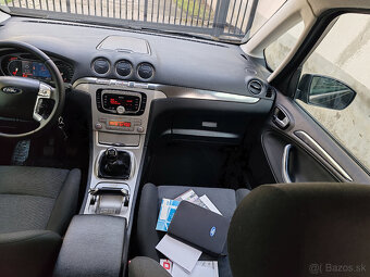 Predám Ford Galaxy 2,0,TDCI 7 miestne,TItANIUM,2011 - 7