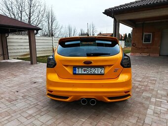 Ford Focus ST 2.0 EcoBoost 250PS - 7