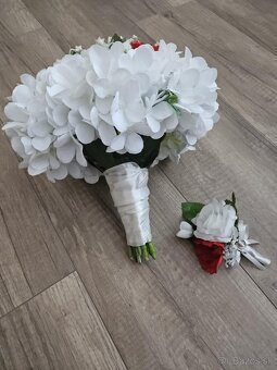 Svadobná kytica s pierkom pre ženícha - 7