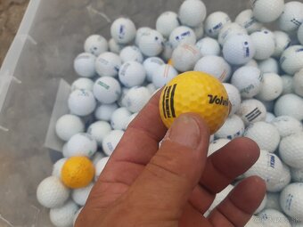 Predávam golfové loptičky - 7