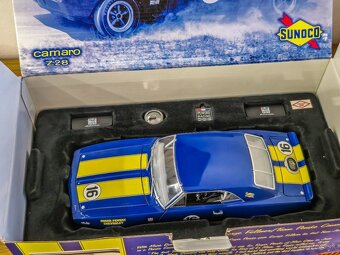 Chevrolet Camaro Z28 1967 1:18 GMP - 7