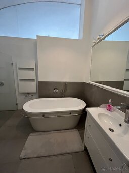 3 izb. tehlový byt s balkónom na Hlavnú ulicu, Staré mesto - 7