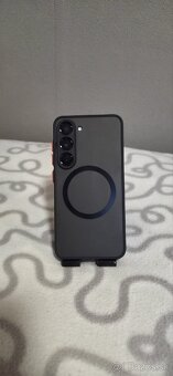 Samsung Galaxy S23 / 256GB - 7