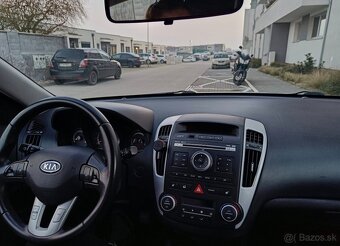 Kia Ceed 1.4 benzín - 7