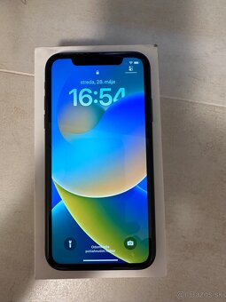 iPhone XR - čierny - 64gb - 7
