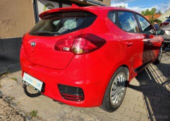 Kia Cee´d 1.6-NAVI-KAMERA-TAŽNÉ-ISOFIX - 7