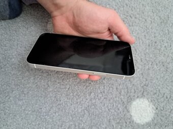 Predám Iphone 12 64gb - 7