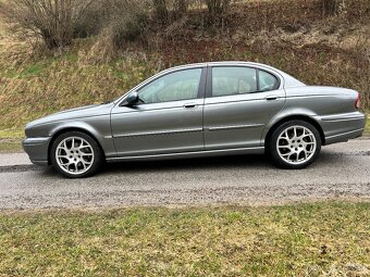 Jaguar x type - 7