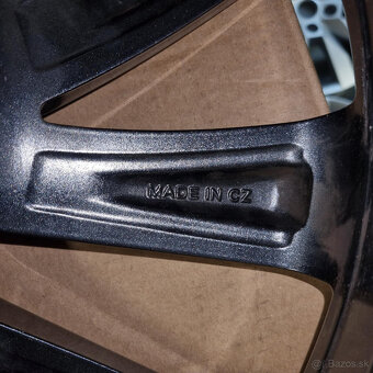 Disky Škoda 5x112 R18 8J ET44 - 7