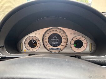 MERCEDES-BENZ E320 4MATIC BENZIN+PLYN 5AT - 7