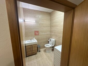 Prenájom: Kancelárske priestory 134 m2 v centre mesta Banská - 7