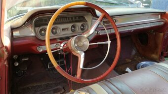 1960 Pontiac Ventura two door hardtop - 7