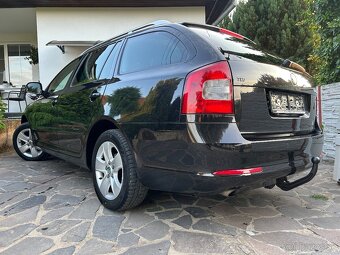 ŠKODA OCTAVIA COMBI 1,6 TDI,ALU,ŤAŽNÉ,TOP STAV - 7