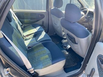 Renault Scenic 1.9DTi 59kW, Rok výroby 2001, Klimatizácia - 7